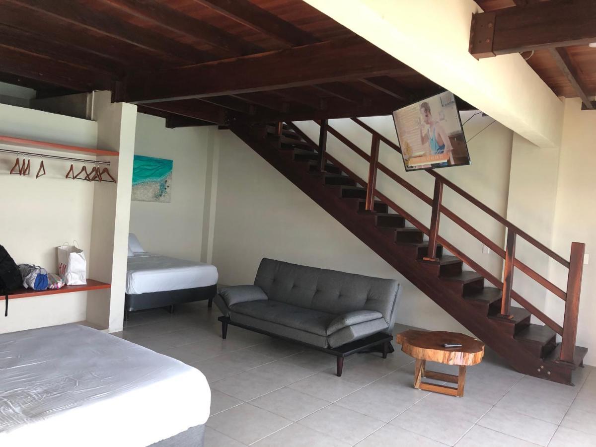 Cuxos Hotel Beachfront Исла-Мухерес Экстерьер фото