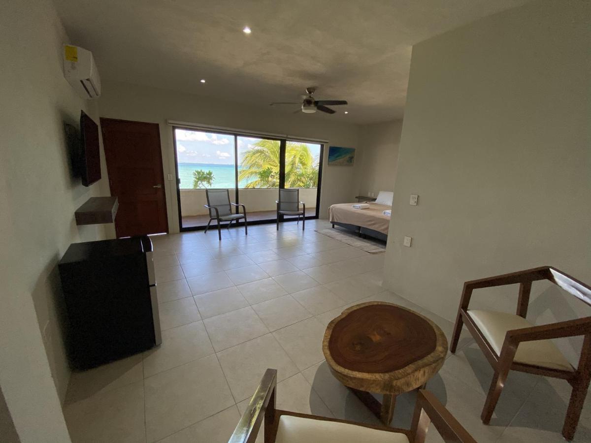 Cuxos Hotel Beachfront Исла-Мухерес Экстерьер фото