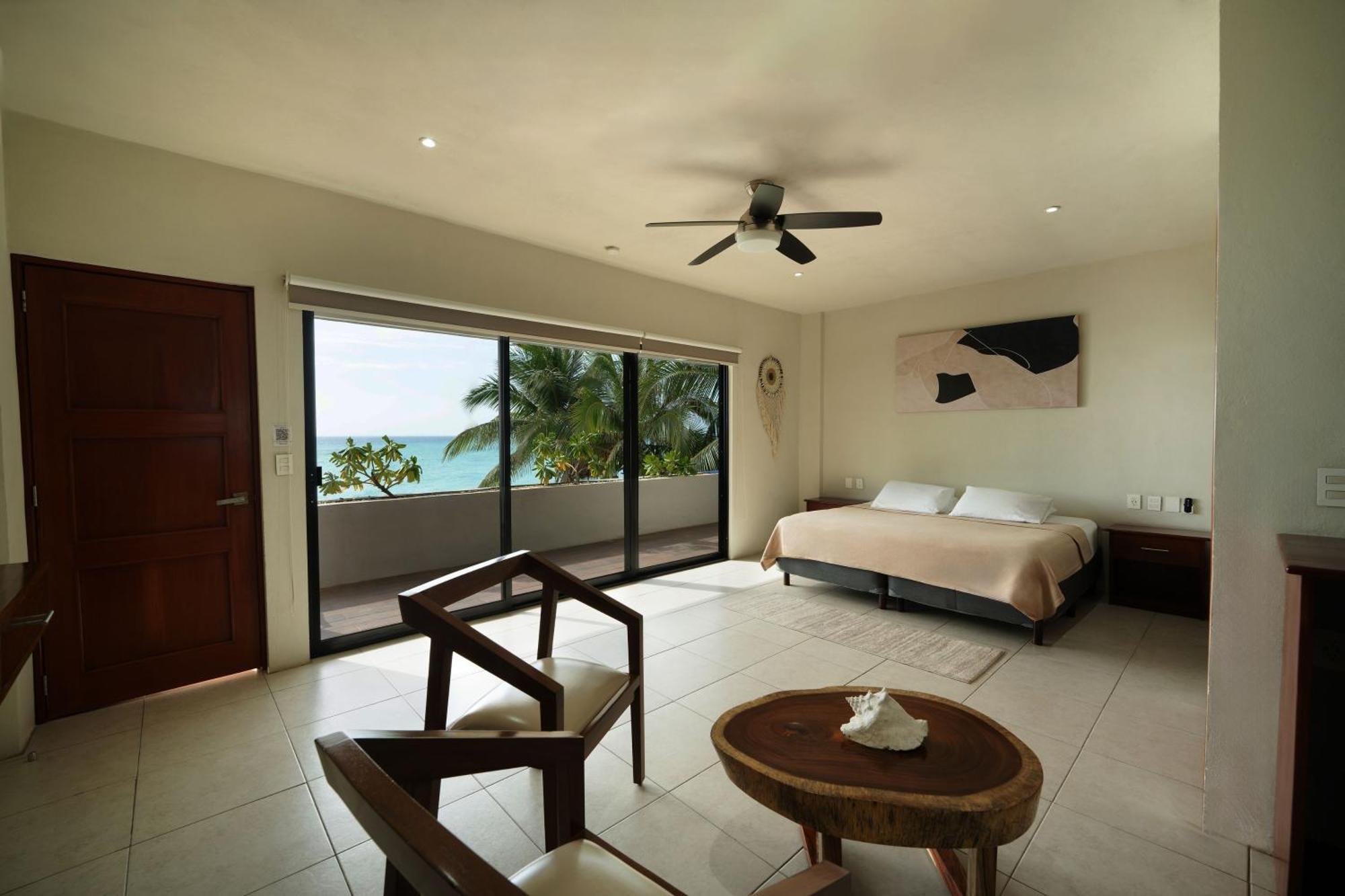 Cuxos Hotel Beachfront Исла-Мухерес Экстерьер фото